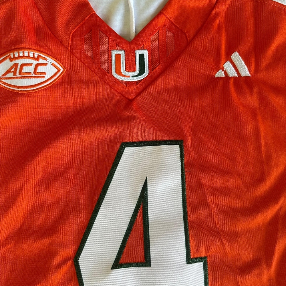 Football jersey - Picture 2 of 3